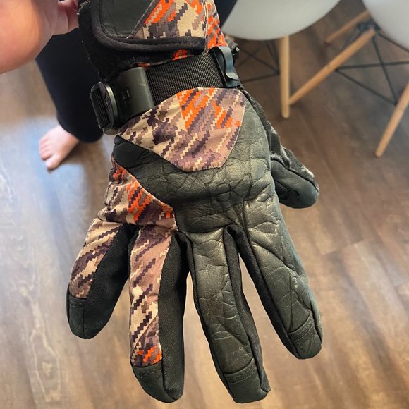 Burton [AK] Gore-Tex Pipe Gloves - Medium - Picture 4 of 9